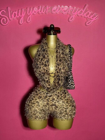 Slaydiva 2025 秋冬新款 Y2K 性感街头棕色修身豹纹毛皮面料露背吊带上衣 + 高腰修身短裤女两件套，适合晚餐、夜店、旅行、度假、夜间外出、派对、约会之夜服装女装-B