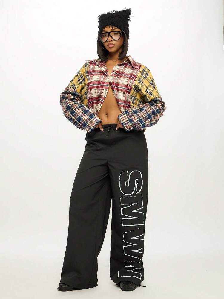 SUMWON WOMEN Graphic Nylon Joggers With Side Text