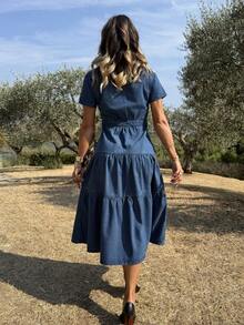 Manon Tanti Women's Button-Down Denim Dress With Flap Pockets - Dark Wash - View 2