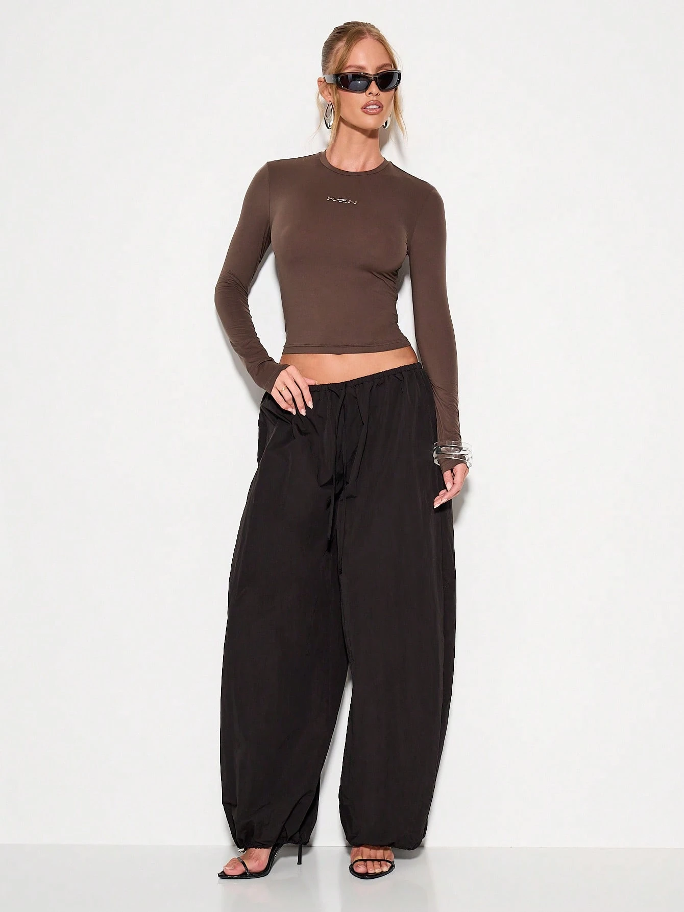 KIZN Pantalones anchos holgados tipo paracaídas con cordón ajustable