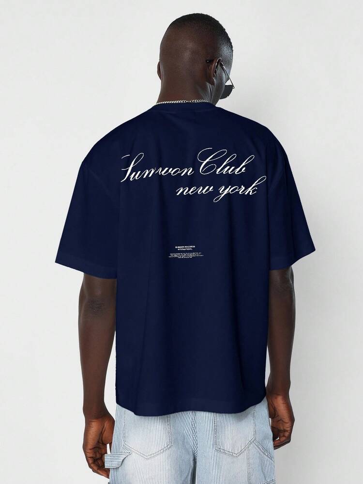 Koszulka oversize z nadrukowanym logo