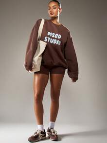 MISSGUIDED Oversized Crew Neck Long Sleeve Pullover Sweatshirt With MSGD Print For Casual Everyday Comfort - Coffee Brown - View 4