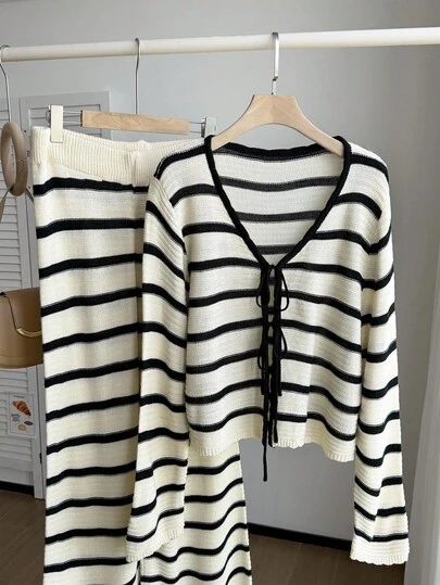SHEIN EZwear Plus Size Black Striped Tie-Up Sweater Set, Autumn/Winter Striped Long Sleeve Top Striped Knit Set Black And White Striped Set