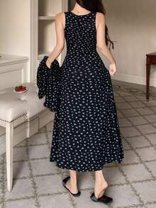 DAZY 碎花睡裙及纽扣门襟上衣睡衣套装，女士秋冬服装 - 黑色 - 查看 2