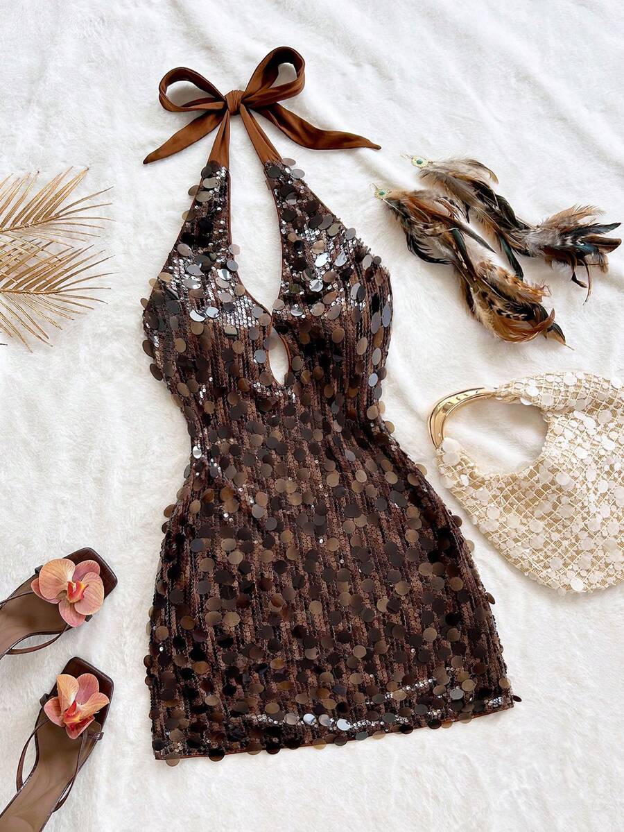 Soleia 新款度假红色针织条纹露背迷你连衣裙、飘逸连衣裙、条纹挂脖毛衣裙、哥特式连衣裙、教堂连衣裙、婚礼宾客连衣裙、约会夜连衣裙、教师连衣裙、返校连衣裙、女士冬装、女士秋装、流苏连衣裙、生日装、约会夜装、办公室服装、万圣节、音乐节服装 - 卡其色 - 查看 1