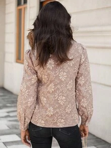 EMERY ROSE Blusa elegante de manga larga con abotonadura sencilla y estampado floral jacquard, para otoño - Caqui - Ver 2