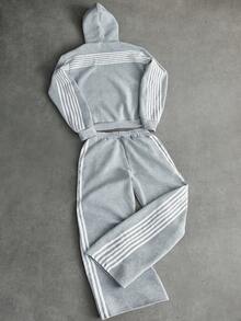 Manfinity EMRG 男士街头风格流行 INS 搭配六条纹拼接连帽衫和裤子套装，时尚简约，适合户外音乐节、夜店、男朋友/丈夫礼物、周年纪念礼物，浅灰色，运动服，男士两件套服装，2000 年代风格，秋季服装 - 淺灰色 - 查看 7