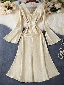 Franclia Elegant & Fashionable Young Women's Minimalist Draped Neck Fitted Flare Sleeve Color Jacquard Pattern Dress, Versatile For Spring & Autumn Gold Dress Women Elegant Dress Women Satin Jacquard Dress Luxury Dress Women Vintage Style Dress Fall Cloth For Women