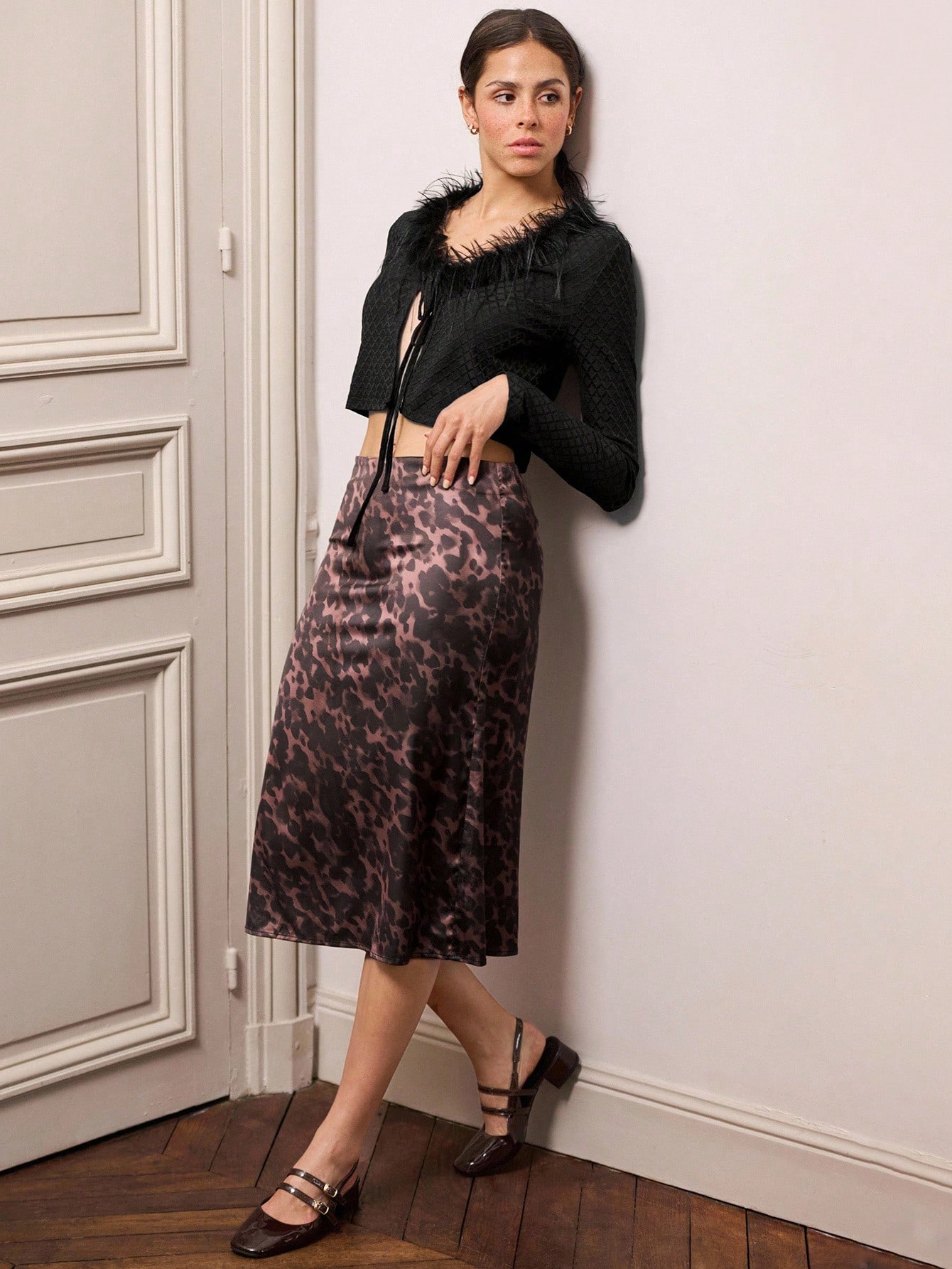 Top de Manga Longa com Amarração Preta e Acabamento de Penas Falsas, Roupas Femininas de Outono e Inverno