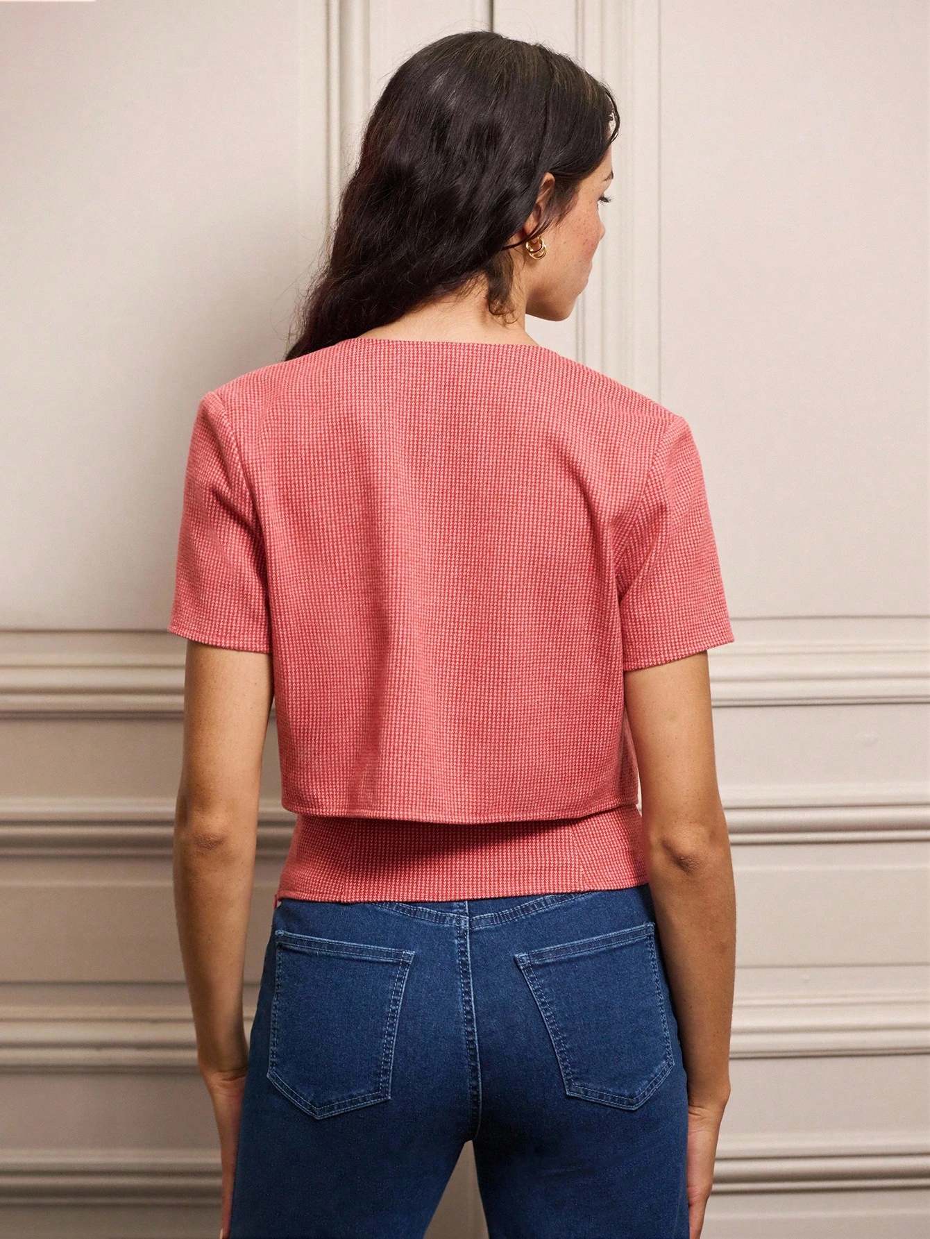 Regata com Estampa Xadrez Rosa com Aplicação de Rosa e Cardigã de Botões na Frente Curto Combinando, Roupas Femininas de Outono e Inverno