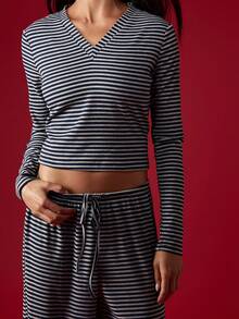 MISSGUIDED 条纹长袖短款上衣和高腰阔腿裤搭配套装，适合秋冬穿着 - 彩色 - 查看 4