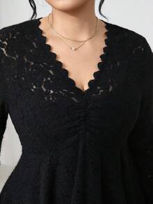 Modelyn Áo cánh tay dài cổ bèo nhún màu trơn cỡ lớn cho nữ - màu đen - Xem 1