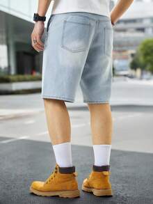 Manfinity Homme Quần Jeans Ngắn Thường Ngày Màu Xanh Nhạt Nhạt Được Phun Sơn, Phong Cách Nhật Bản/Hàn Quốc - Màu xanh lam - Xem 2