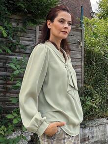 Livesso Women's V-Neck Bowknot Loose Satin Shiny Blouse Long Sleeve Top - Green - View 4
