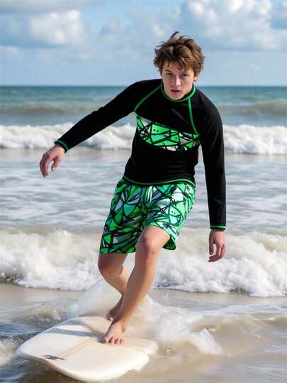 青少年男童两件套防晒泳衣套装，含短裤、长袖，休闲运动设计，适合度假