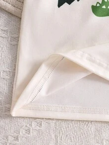 SHEIN 2 peças/Conjunto Camiseta de Manga Longa com Gola Redonda e Estampa de Dinossauro Contraste, Casual e Fofa, Adequada para Uso Diário, Roupas de Outono para Crianças