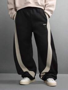 SUMWON Super Wide Leg Sweatpants With Contrasting Side Stripe Detailing Loungewear Winter Fall Fashion Baggy Streetwear Comfortable Jogger Pants Plain - Black - View 2