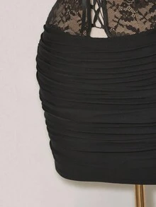 SHEIN ICON Váy ôm sát cơ thể xếp nếp cổ chữ V sâu, chắp vá ren dành cho nữ, gợi cảm - màu đen - Xem 5