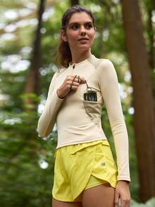 In My Nature 女士户外 T 恤和背心，高弹力亲肤，适合户外露营、徒步旅行、运动和城市通勤 - 黃色 - 查看 6