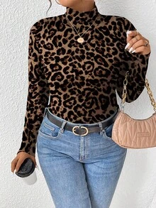SHEIN Frenchy تي شيرت كاجوال بسيط بمقاس كبير وطبعة نمر كاملة العرض بياقة عالية وأكمام طويلة، تصميم حيواني لطيف بنقشة الفهد للربيع والخريف - متعدد الألوان - مشاهدة 6