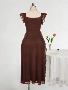 SHEIN ICON Plus Size Square Neck Ruffle Trim Fitted Dress, Suitable For Wedding, Party, Wedding Guest, Romantic Spring Outfit