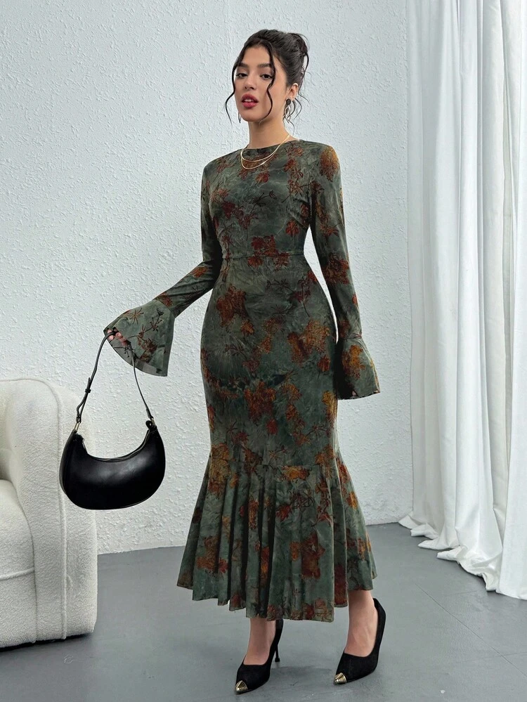 Women's Floral Print Round Neck Flare Sleeve Fishtail Hem Fitted Elegant Mid-Length Dress Maxi Dress