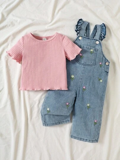 SHEIN Vintaside Kids 2 件女婴套装休闲可爱百搭纯色短袖上衣和花卉刺绣牛仔背带裤套装，适合春夏日常穿着
