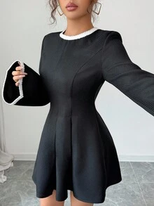 Elenzga Elegant Black & White Contrast Color Fitted Crew Neck Long Sleeve Mini Dress - Black - View 6