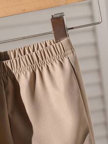 SHEIN Playful Pals 2pcs Baby Boys Casual Argyle & Wheat Graphic Sweatshirt And Khaki Pants Set, Suitable For Everyday Wear, Outings And Gatherings, Fall Kids Clothes Winter