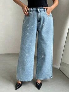 SHEIN Privé 加大码水洗钻石装饰宽松牛仔裤母亲节夏季飘逸长裤 Y2k 街头潮流俱乐部毕业典礼机场老钱风格 - 淺色水洗藍 - 查看 1