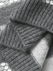 DAZY Áo len dệt kim dáng rộng cổ tròn họa tiết sọc tương phản dành cho nữ mùa thu/đông - Xám - Xem 7