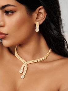 CUCCOO SZL 5 unidades / conjunto Dia Nacional da Arábia Luxuoso e exagerado em tom dourado com strass cravejado de design de folha colar, brincos, anel, conjunto de pulseira para festa de casamento feminina