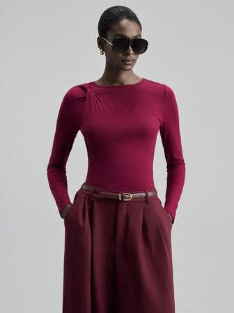 Ontre 2025 Autumn/Winter New Elegant Romantic Urban Professional Commuter Business Casual Workwear, Suitable For Formal Occasions, Office, Weddings, Parties, Daily Wear. Twist Shoulder Design, Layered, Skin-Friendly Women's Base Layer Top, Business Casual, Commuter, New Year, Christmas