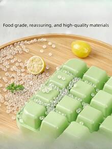 1个大容量夏季冰格模具带盖，2个装大号制冰硅胶冷冻盒，适用于鸡尾酒饮料派对、家庭厨房酒吧使用 - 彩色 - 查看 3