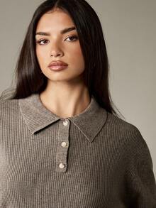 MISSGUIDED Ribbed Knit Polo Top With Button Front And Collared Neckline For Casual Fall Outfits