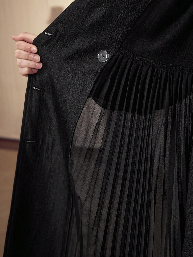 DOUBLE BREASTED PLEATED TRENCH COAT