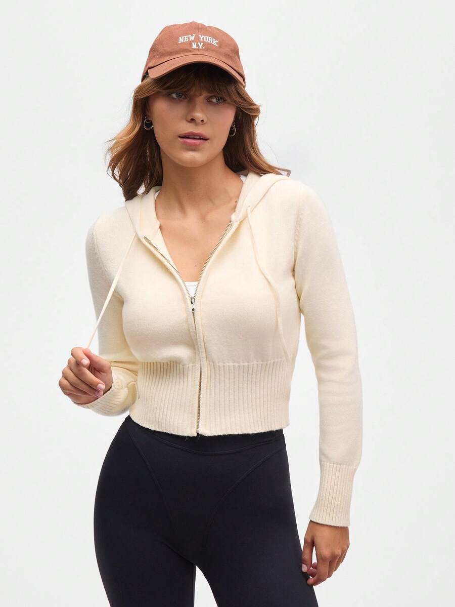 Easify SHEIN Sport كارديجان نسائي بسحاب وكابوشون بأكمام طويلة باللون الكريمي، كارديجان قصير، كارديجان نسائي بكابوشون، كنزة صوفية نسائية بكابوشون