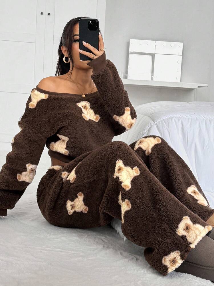 CovetEZ Women's Brown Teddy Bear Print Fleece Oblique Shoulder Sweatshirt And Pants Set, Autumn/Winter, Fuzzy Two Piece Set