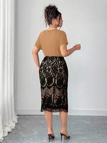 Auvina 大码女式V领短袖撞色蕾丝鱼尾下摆优雅连衣裙 - 咖啡棕 - 查看 2