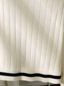 SHEIN PETITE 短款小巧撞色边简约长袖刺绣Polo领针织毛衣 - 米色 - 查看 7