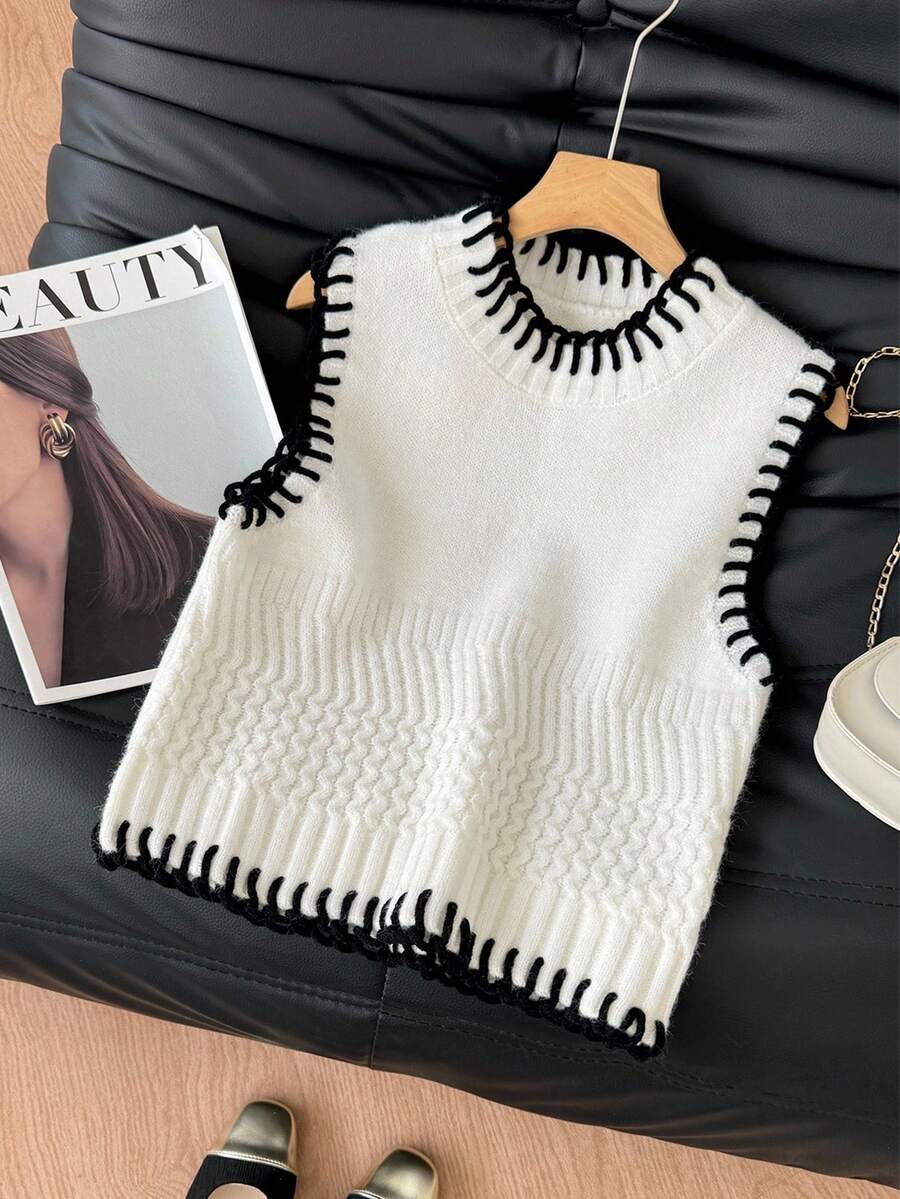 SHEIN Frenchy 女士撞色滚边休闲百搭毛衣背心，女士毛衣背心，女士针织上衣，针织衫，撞色钩针无袖上衣，撞色滚边毛衣背心，奶油色女士背心，黑白上衣，纹理毛衣背心，白色针织上衣，时尚上衣，女士秋季毛衣背心，女士冬季毛衣背心，保暖毛衣背心，法式风格，圣诞毛衣背心，新年，女士休闲装，复古风，简约风，通勤装，办公装，日常穿着的理想之选 - 杏色 - 查看 1