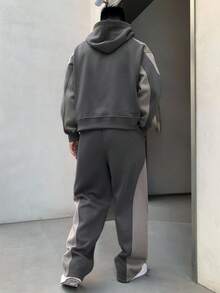 DAZY 男士秋季连帽衫和裤子套装，撞色拼布和字母刺绣，保暖内衬，舒适服装 - 灰色 - 查看 2