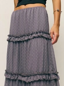 Nöista 灰色长裙展示了柔软的圆点面料和飘逸的分层褶边 - 非常适合秋季女性校园风格。 - 灰色 - 查看 4