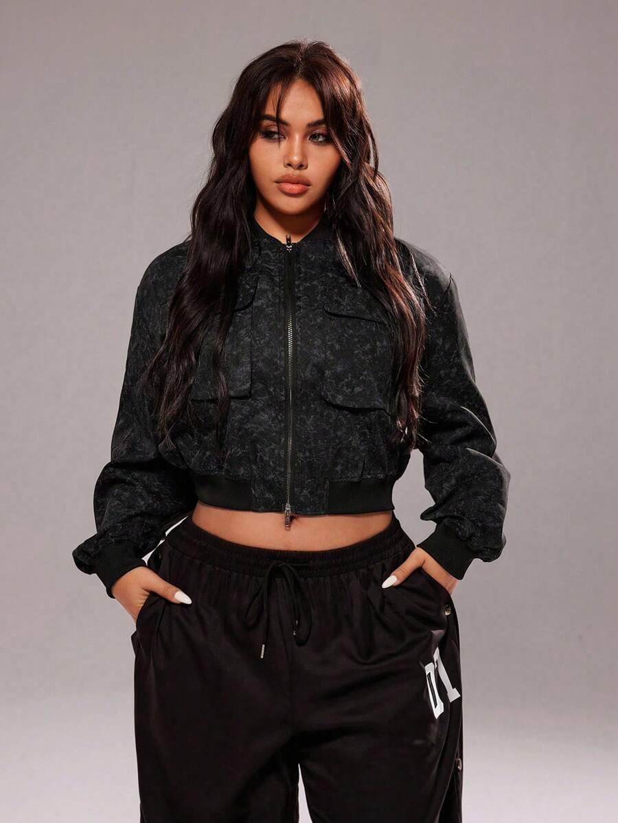 Rustia Chaqueta de manga larga con cuello acanalado, bolsillo 3D, cierre frontal con cremallera de metal para tallas grandes - Negro - Ver 1