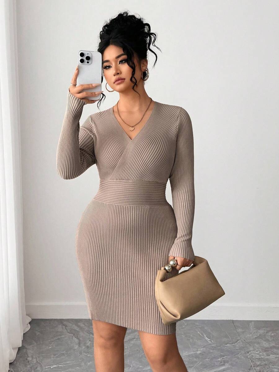 Elenzga Robe moulante en tricot amincissante pour femmes grandes tailles - Nude - Voir 1