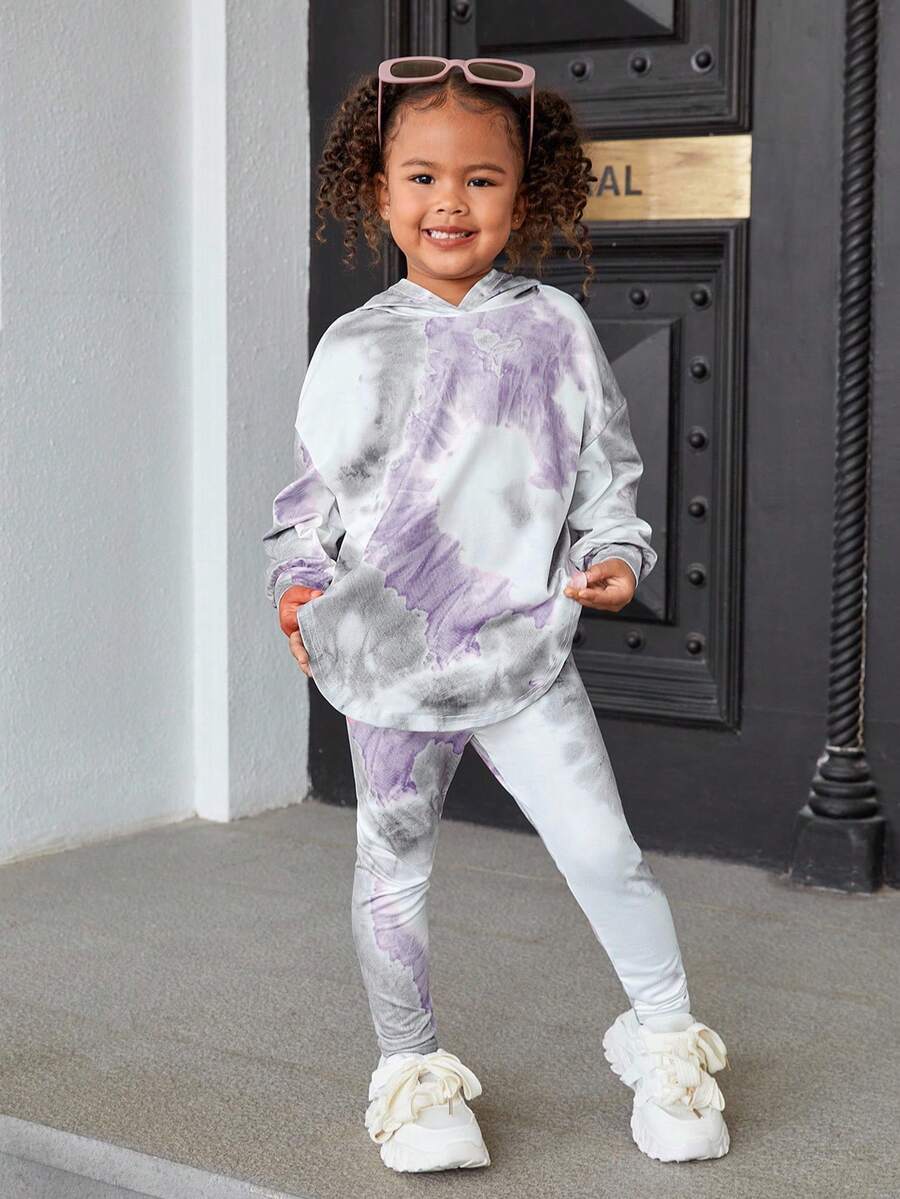 SHEIN 2-teiliges Outfit für Kleine Mädchen mit Batik-Asymmetrischem Saum Drop-Shoulder Kapuzenpullover & Leggings, bequem, für Herbst und Winter, ideal für Lässig & Alltag & Schule, coole Streetstyle Mädchen, Y2K Stil