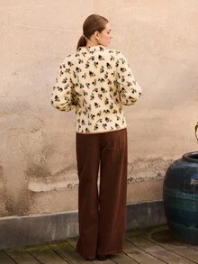 lacRébo 奶油色花卉印花羊羔绒夹克，撞色滚边和按扣开合，秋冬秋季女装秋冬 - 杏色 - 查看 5