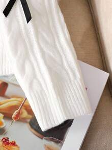 SHEIN Suéter casual de niña preadolescente con contraste de color, decoración de lazo y tejido acanalado, cómodo y lindo, adecuado para uso diario - Blanco - Ver 4