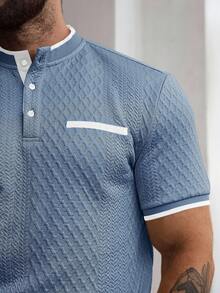 Manfinity Homme 男士休闲纹理撞色边短袖 Polo 衫，夏季男士浅蓝色上衣男士休闲上衣男士纹理上衣男士夏季衬衫浅蓝色衬衫男士，Old Money 风格 - 孔雀藍 - 查看 7