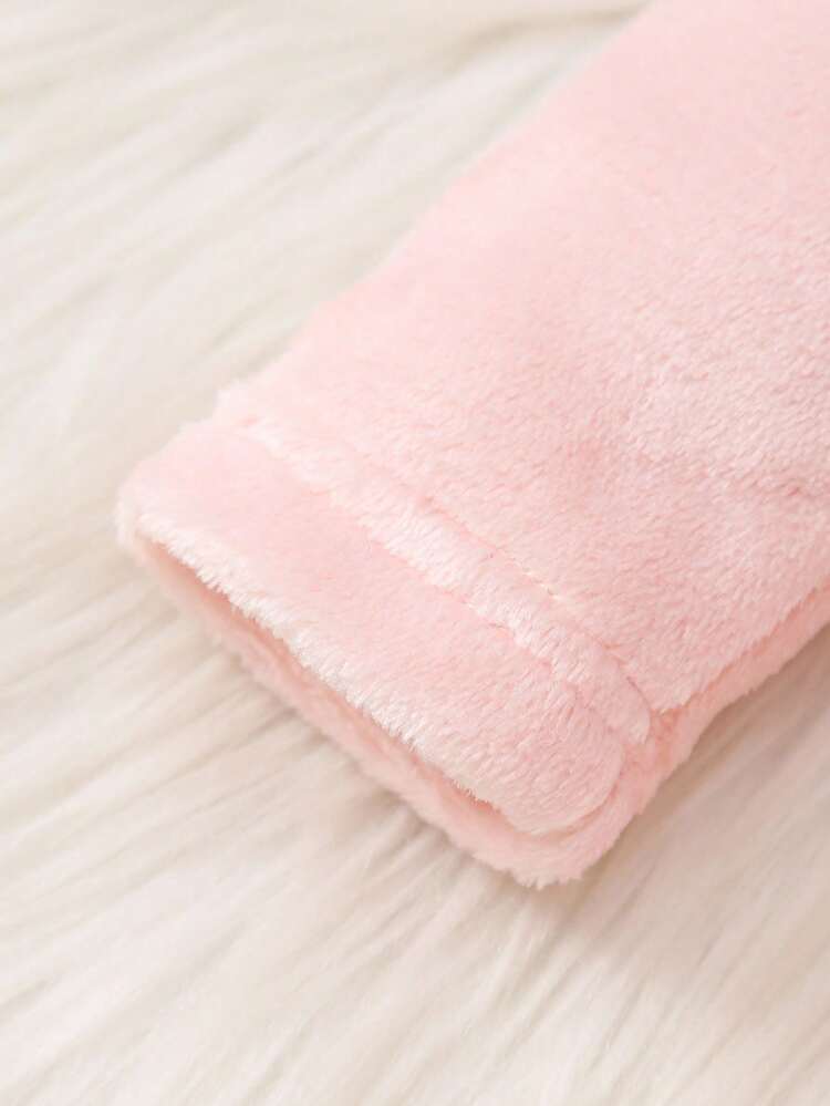 SHEIN Playful Pals Roupão de Malha Fofo e Casual para Recém-Nascidos, Cor Sólida, com Capuz, Manga Longa, Decoração de Orelha e Bordado de Rosto Sorridente, Aberto na Frente com Cinto, Macio e Confortável - Rosa Bebê - Visão 5